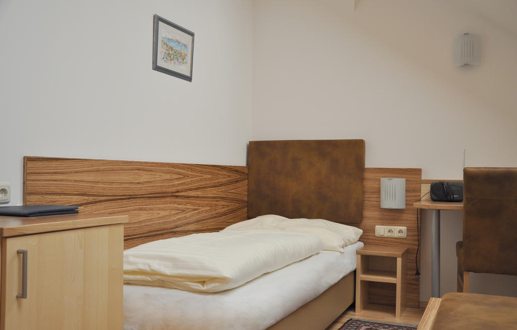 Hotel Almtalerhof Traun Ruang foto