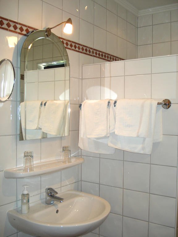 Hotel Almtalerhof Traun Ruang foto